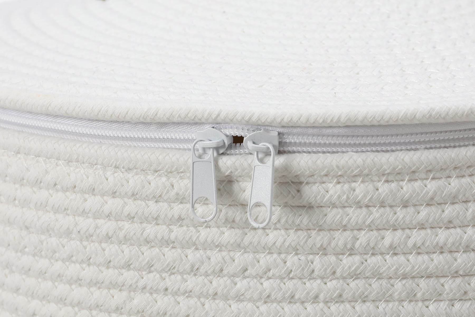 16"x20" Extra Large Cotton Rope Basket with Zipper Lid, Woven Laundry Hamper and Blanket Storage Basket, Round Clothes Bin for Living Room Bedroom, White