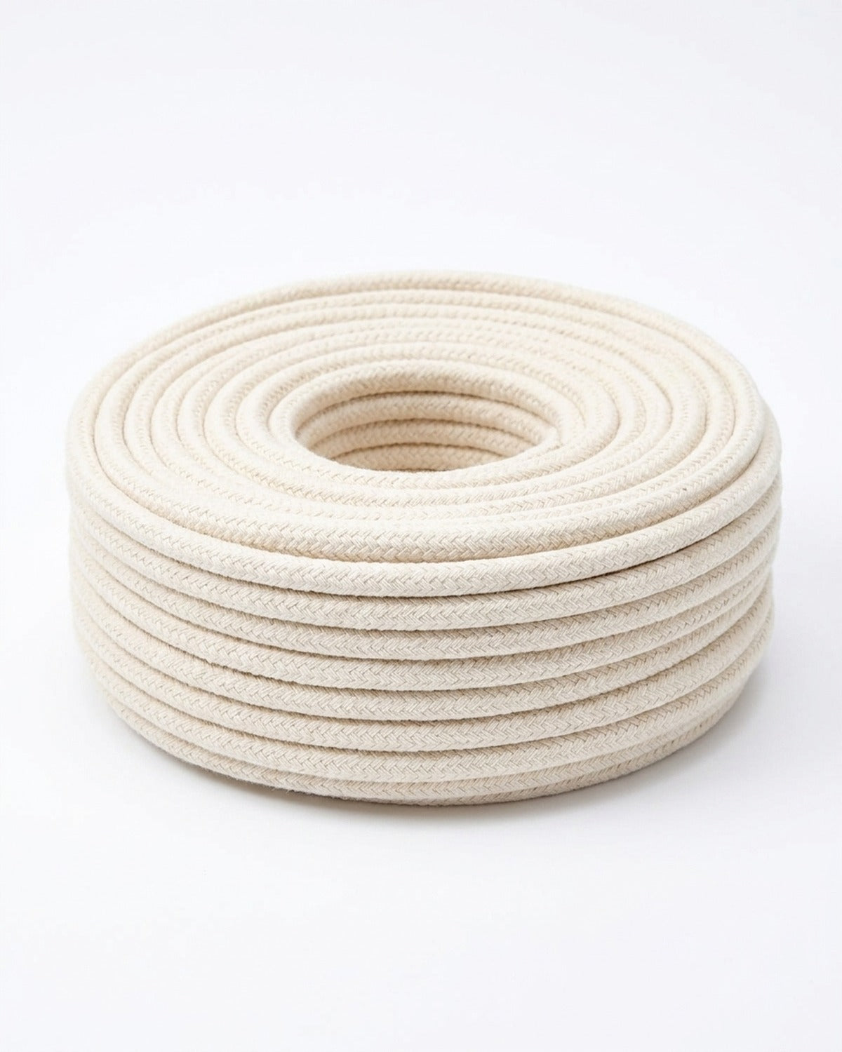 Natural cotton rope, the raw material a Cottonphant basket is coiled from